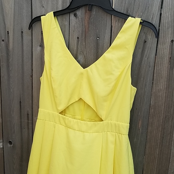 🌻Yellow summer dress - Picture 3 of 8